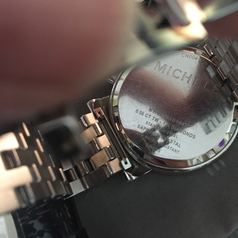 Michele Large Diamond Sport Sail-20 mm Strap size - Picture 4 of 7